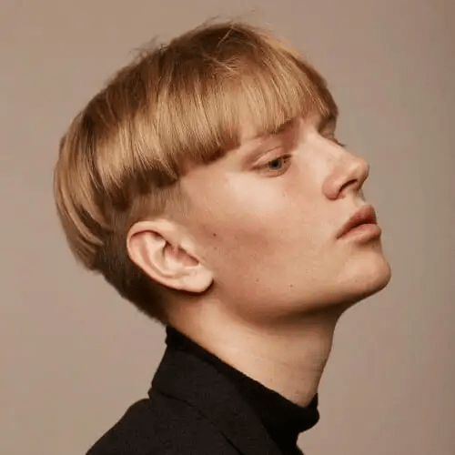 Pageboy Haircut Gallery: