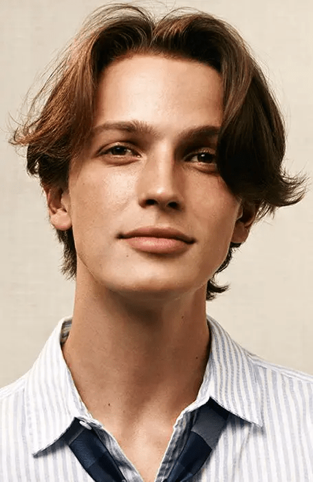 middle part haircut Gallery