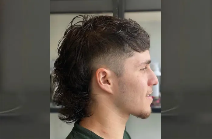  Curled Ends Mullet