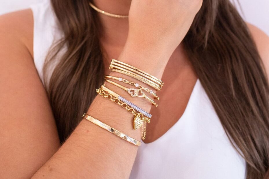 Fashion Gold Jewelry: Trends, Styling Tips & Guide