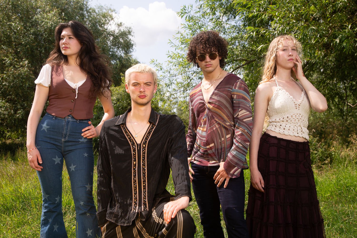 60s Fashion Trends: Style, Icons & Retro Inspiration UK