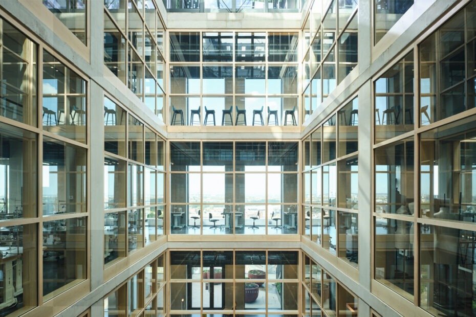 London College of Fashion Courses, Admissions Guide UK